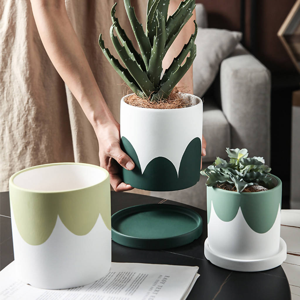 Kola Planter in Green