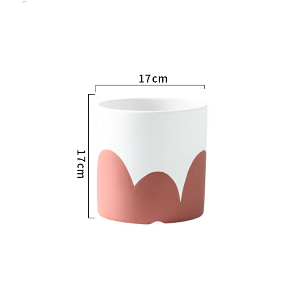 Kola Planter in Terra Cotta